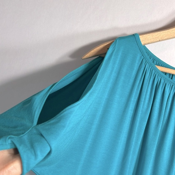 Tommy Bahama Boat Neck Cold Shoulder Blouse size XS/P - Picture 4 of 8